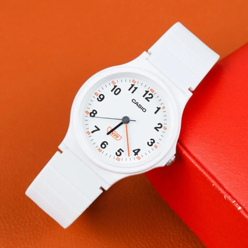 Đồng Hồ Casio 31.5mm Unisex LQ-24B-7BDF