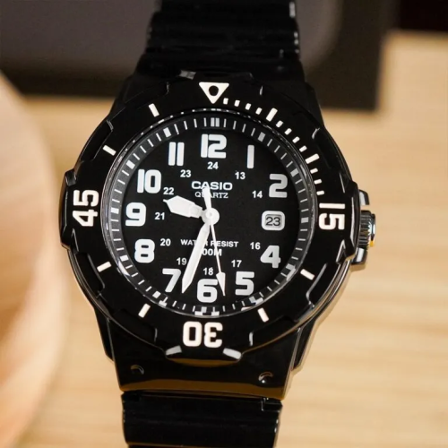 Đồng Hồ Casio 34.2mm Nữ LRW-200H-1BVDF