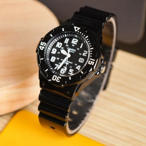 Đồng Hồ Casio 34.2mm Nữ LRW-200H-1BVDF