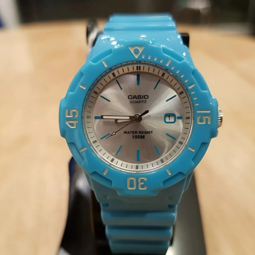 Đồng Hồ Casio 34.2mm Nữ LRW-200H-2E3VDF