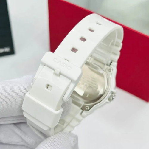 Đồng Hồ Casio 34.2 mm Nữ LRW-200H-4E2VDR