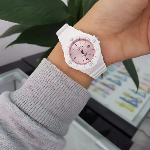 Đồng Hồ Casio 34.2 mm Nữ LRW-200H-4E3VDF