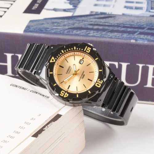 Đồng Hồ Casio 34.2 mm Nữ LRW-200H-9EVDF