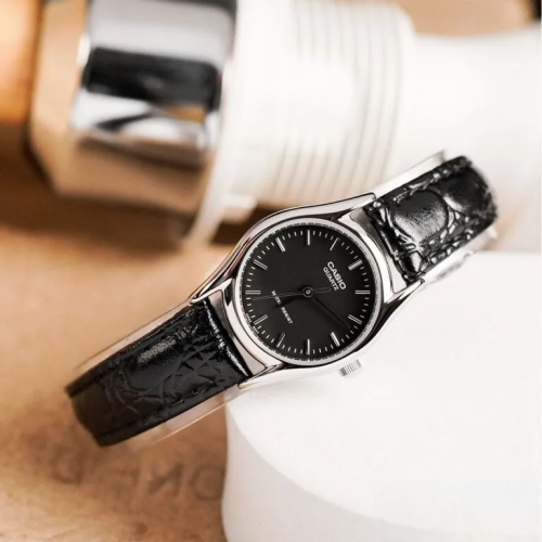 Đồng Hồ Casio 23mm Nữ LTP-1094E-1ARDF