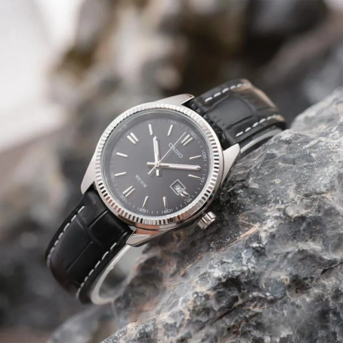 Đồng Hồ Casio 30.3mm Nữ LTP-1302L-1AVDF