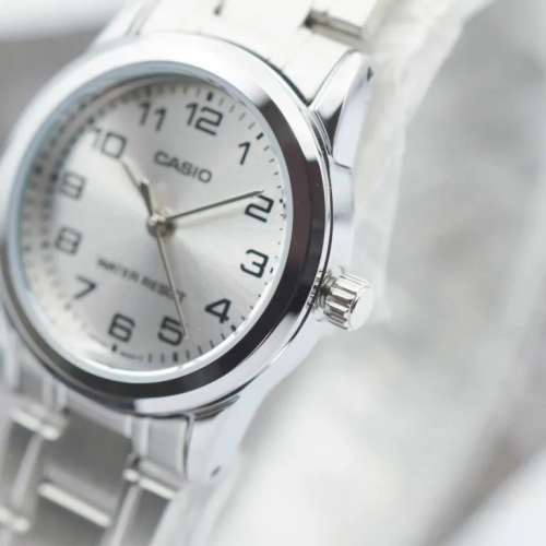 Đồng Hồ Casio 25mm Nữ LTP-V001D-7BUDF