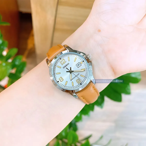 Đồng Hồ Casio 30mm Nữ LTP-V004L-7BUDF