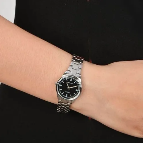 Đồng Hồ Casio 28.2mm Nữ LTP-V005D-1AUDF