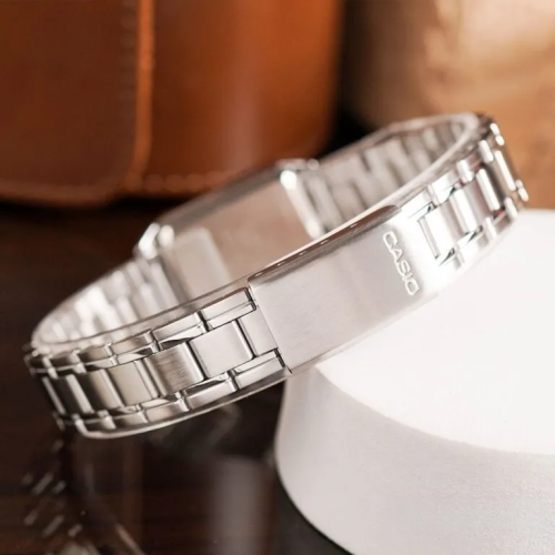 Đồng Hồ Casio 31 x 22 mm Nữ LTP-V007D-1BUDF