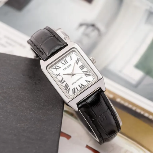 Đồng Hồ Casio 31 x 22 mm Nữ LTP-V007L-7B1UDF