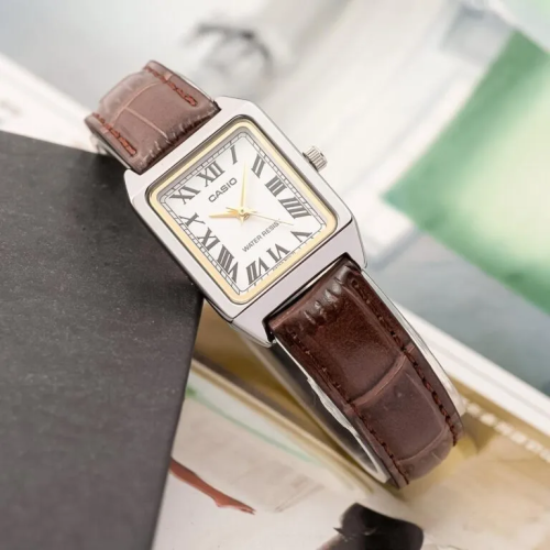 Đồng Hồ Casio 31 × 22 mm Nữ LTP-V007L-7B2UDF