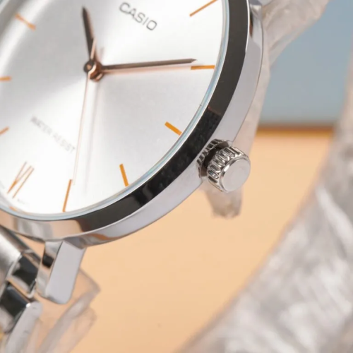 Đồng Hồ Casio 34mm Nữ LTP-VT01D-7BUDF