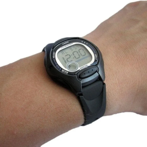 Đồng Hồ Casio 34.9 mm Nữ LW-200-1BVDF