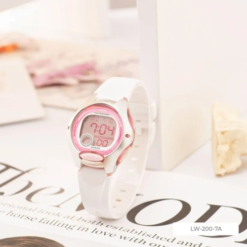 Đồng Hồ Casio 37.9 × 34.9 mm Nữ LW-200-7AVDF