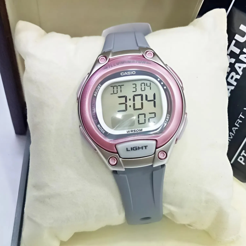 Đồng Hồ Casio 34.6mm Nữ LW-203-8AVDF