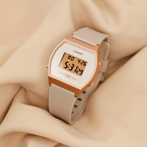 Đồng Hồ Casio 38.9 x 35 mm Nữ LW-204-4ADF