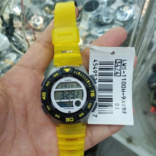 Đồng Hồ Casio 38mm Nữ LWS-1100H-9AVDF