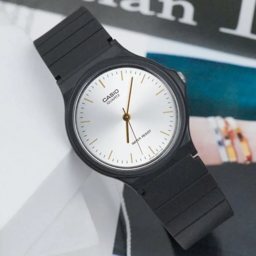 Đồng Hồ Casio 34mm Unisex MQ-24-7E2LDF