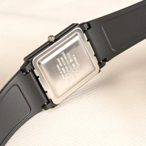 Đồng Hồ Casio 37.2 x 26.5 mm Nữ MQ-38-1ADF