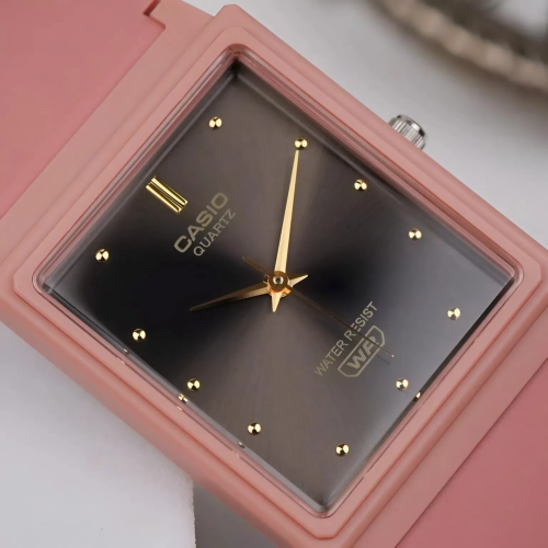 Đồng Hồ Casio 37.2 × 26.5 mm Nữ MQ-38UC-4ADF