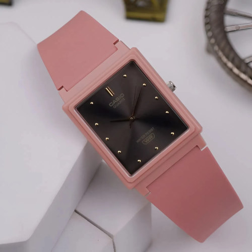 Đồng Hồ Casio 37.2 × 26.5 mm Nữ MQ-38UC-4ADF