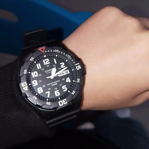 Đồng Hồ Casio 44.5mm Nam MRW-200H-1BVDF