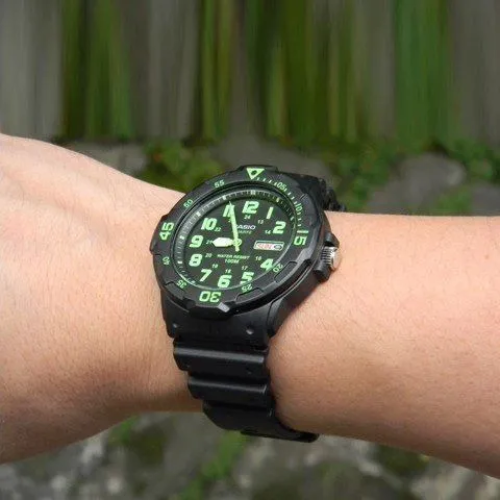 Đồng Hồ Casio 44.6mm Nam MRW-200H-3BVDF