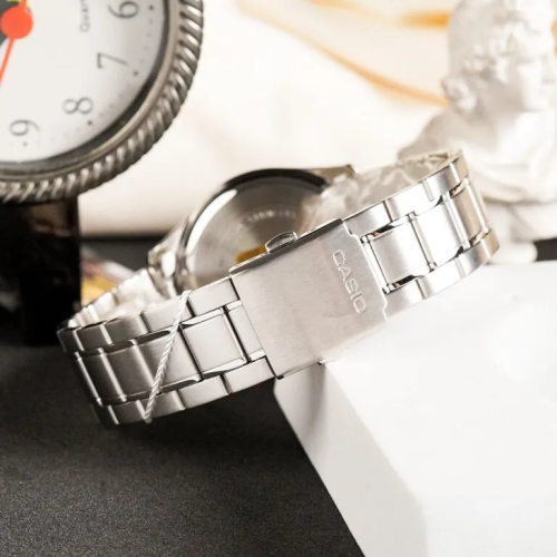 Đồng Hồ Casio 42mm Nam MTP-1375D-3AVDF