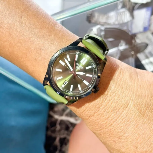 Đồng Hồ Casio 41mm Nam MTP-VD02BL-3EUDF