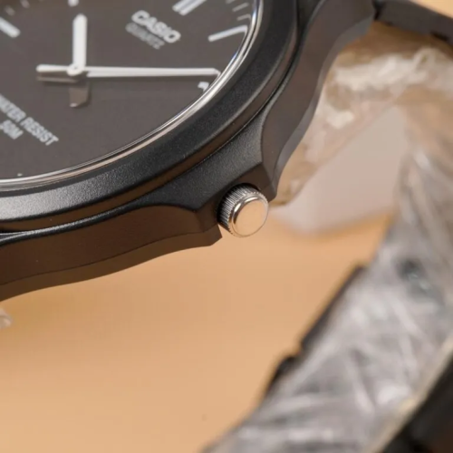 Đồng Hồ Casio 43.5mm Nam MW-240-1EVDF