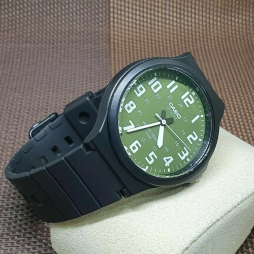 Đồng Hồ Casio 43.5mm Nam MW-240-3BVDF