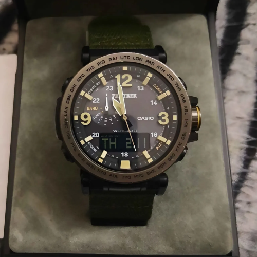 Đồng Hồ Casio Nam PRG-600YB-3DR