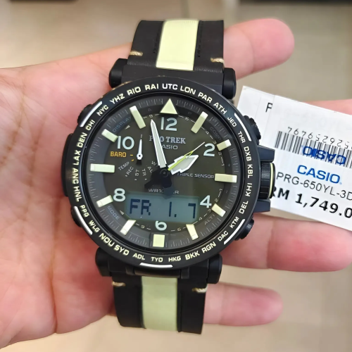 Đồng Hồ Casio Nam PRG-650YL-3DR