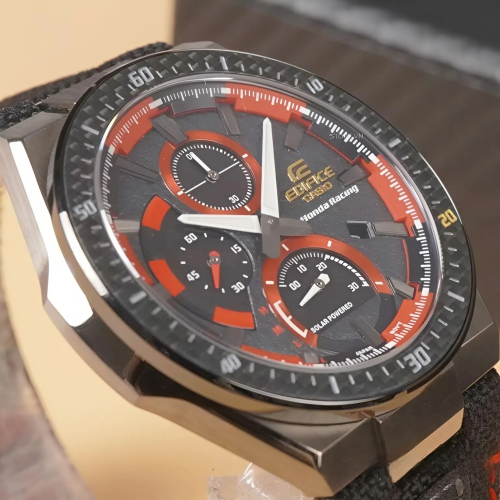 Đồng Hồ Casio Nam EFS-560HR-1ADR