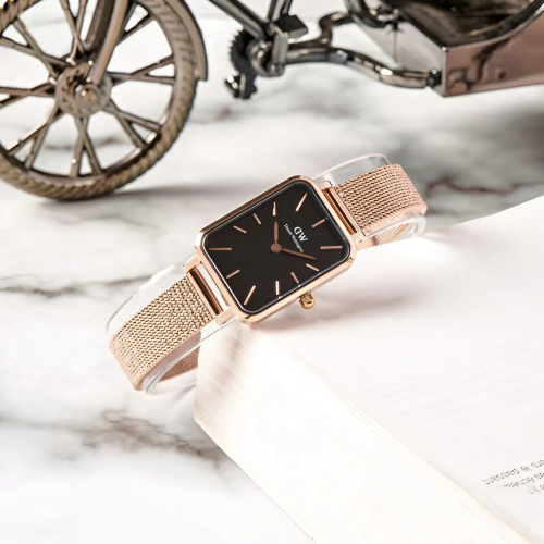 Đồng Hồ Daniel Wellington 20x26mm Nữ DW00100432
