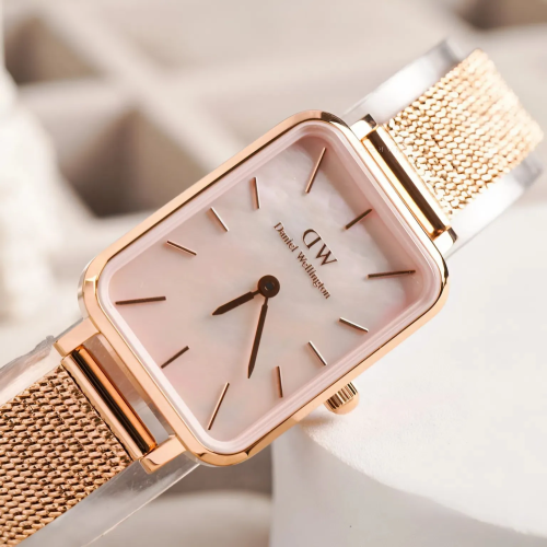 Đồng Hồ Daniel Wellington 20x26mm Nữ DW00100510
