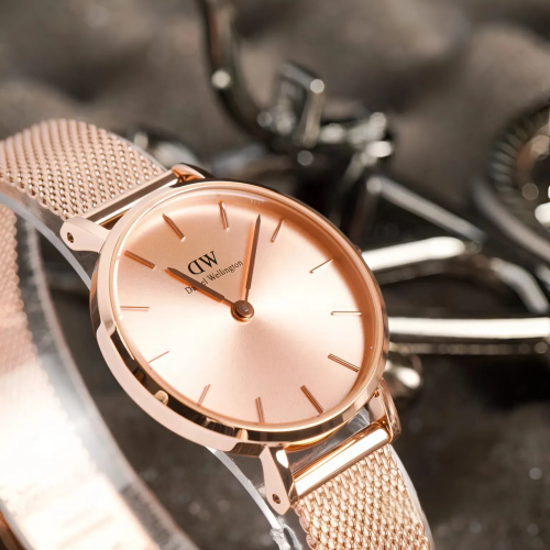 Đồng Hồ Daniel Wellington 28mm Nữ DW00100470