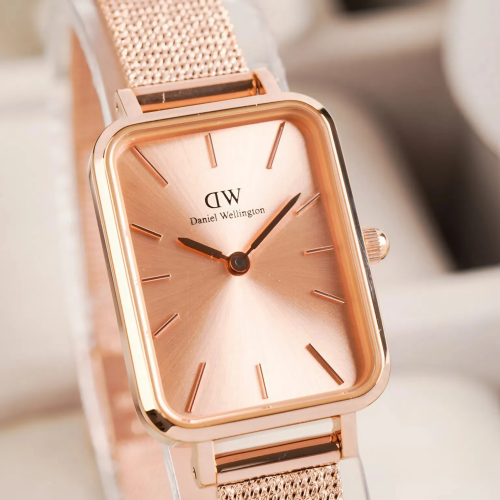Đồng Hồ Daniel Wellington 20x26mm Nữ DW00100484