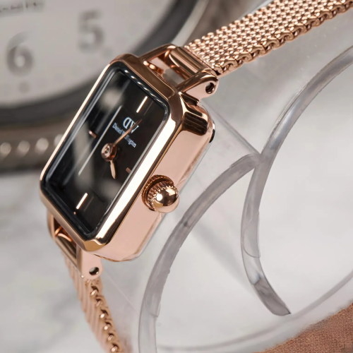 Đồng Hồ Daniel Wellington 15.4x18.2mm Nữ DW00100647