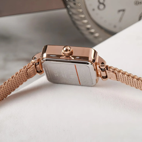 Đồng Hồ Daniel Wellington 15.4x18.2mm Nữ DW00100647