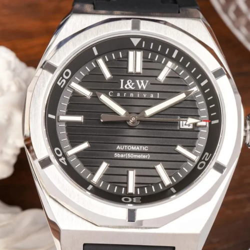 Đồng Hồ I&W Carnival 42mm Nam 711G-VT-DCS-D