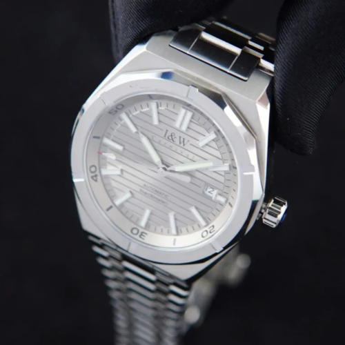 Đồng Hồ I&W Carnival 42mm Nam 711G-VT-T