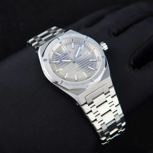 Đồng Hồ I&W Carnival 42mm Nam 711G-VT-T